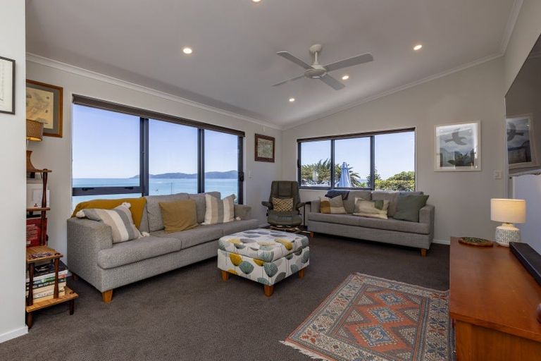 Photo of property in 11a Rosetta Road, Raumati South, Paraparaumu, 5032