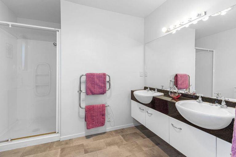 Photo of property in 5 The Stables, Halswell, Christchurch, 8025