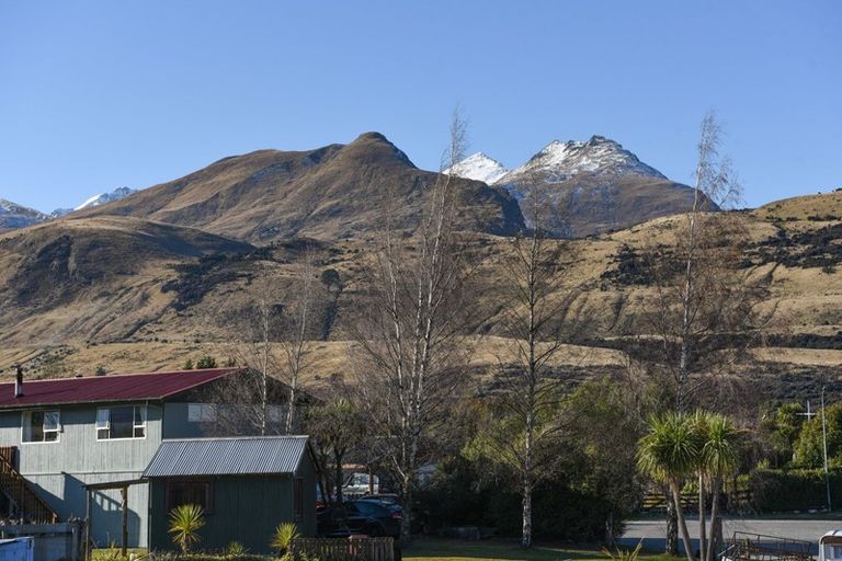 Photo of property in 13 Forbes Place, Glenorchy, 9372