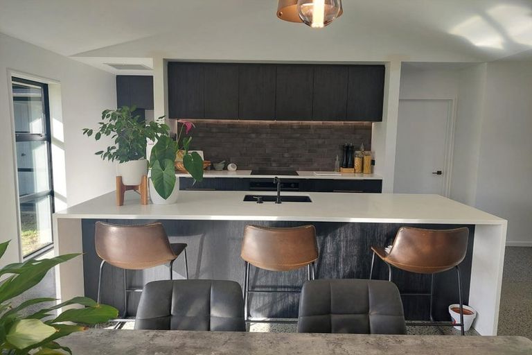 Photo of property in 11 Mcquillan Avenue, Woodend, 7610