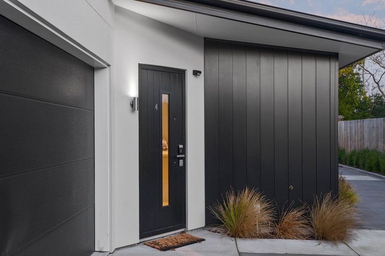 Photo of property in 4/16 Grants Road, Papanui, Christchurch, 8053