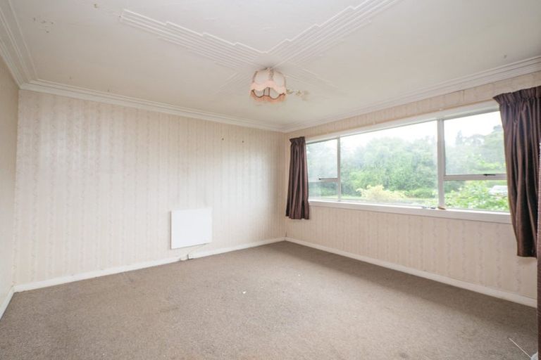 Photo of property in 184 Main South Road, Green Island, Dunedin, 9018