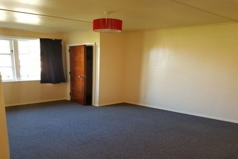 Photo of property in 10-12 Tay Street, Waimataitai, Timaru, 7910