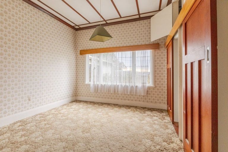 Photo of property in 9 Nancy Street, Takapau, 4203