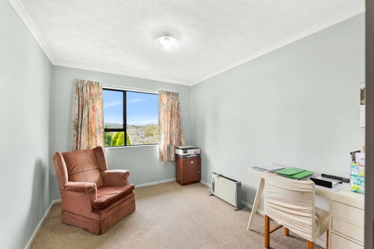 Photo of property in 8 Parkdale Drive, Aramoho, Whanganui, 4500