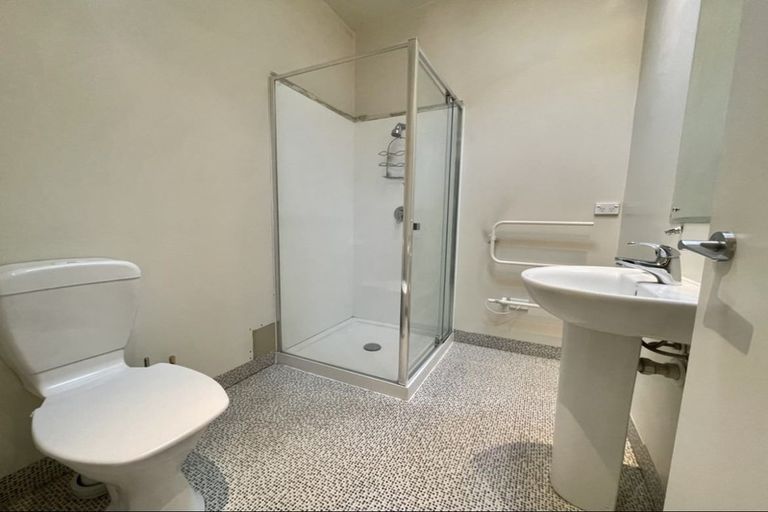 Photo of property in 8/440 Barbadoes Street, Edgeware, Christchurch, 8013