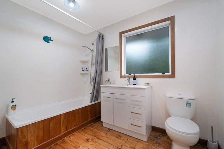 Photo of property in 12 Trig Road, West Harbour, Auckland, 0618