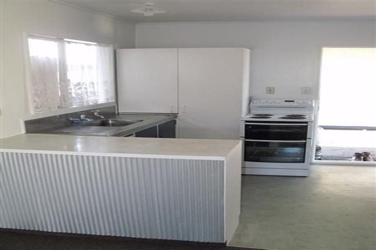 Photo of property in 2/404 Ikanui Road, Frimley, Hastings, 4120