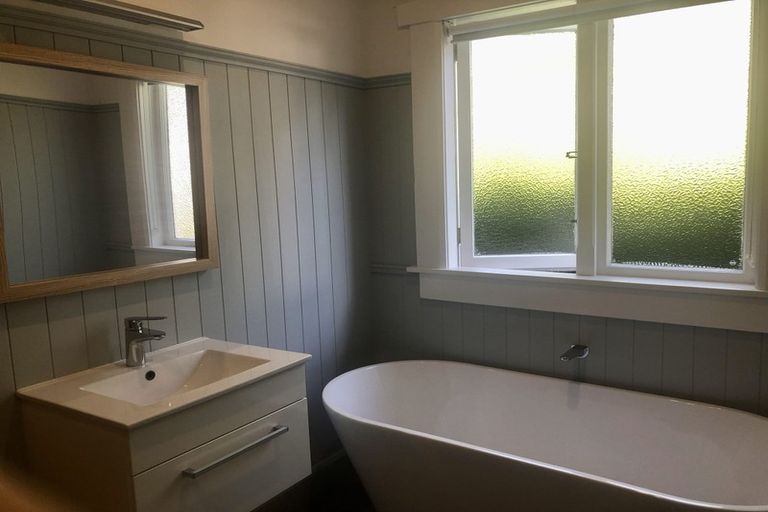 Photo of property in 107 Upland Road, Kelburn, Wellington, 6012