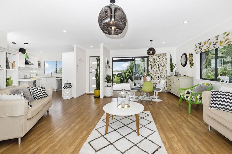 Photo of property in 32b Barberton Terrace, Red Hill, Papakura, 2110