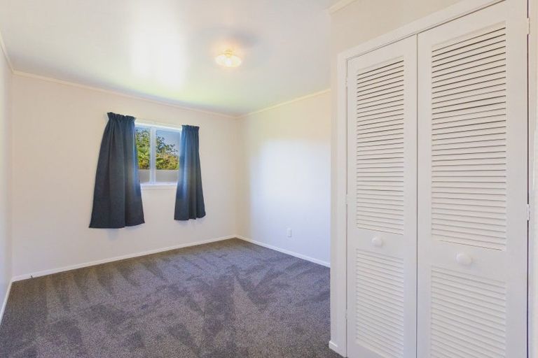 Photo of property in 1 Bibby Lane, Waipawa, 4210