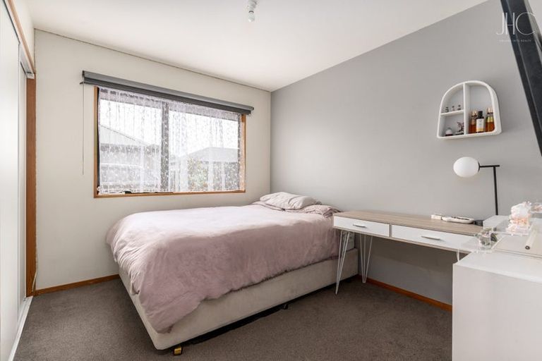 Photo of property in 45b Gladstone Road, Woodend, 7610