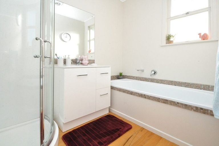 Photo of property in 19 Orchard Rise, Rosehill, Papakura, 2113