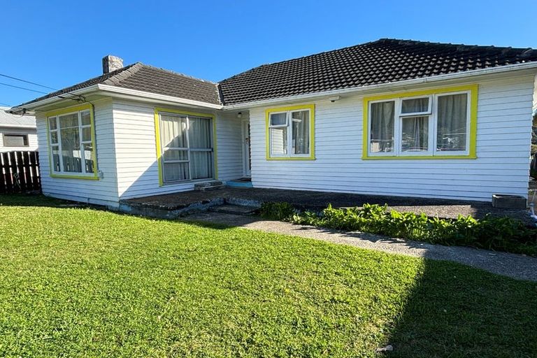 Photo of property in 111 Wise Street, Wainuiomata, Lower Hutt, 5014