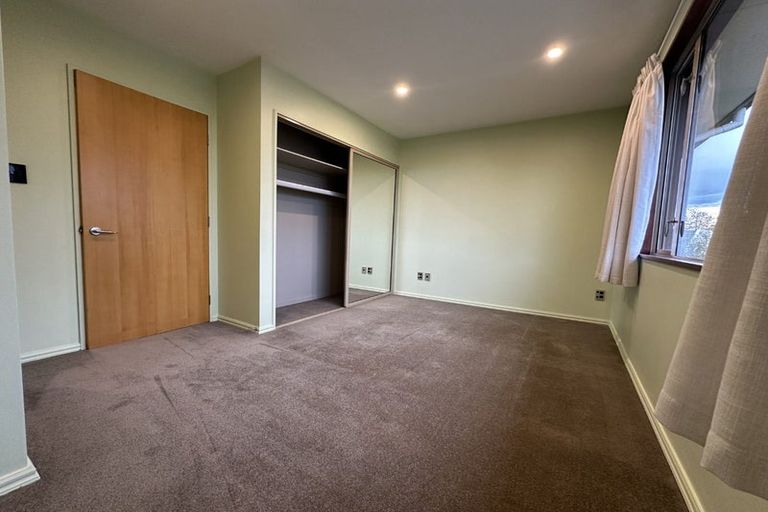 Photo of property in 25 Stableford Green, Burnside, Christchurch, 8053