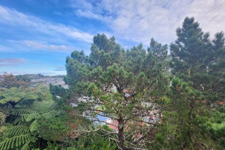 Photo of property in 86a Woodland Road, Johnsonville, Wellington, 6037