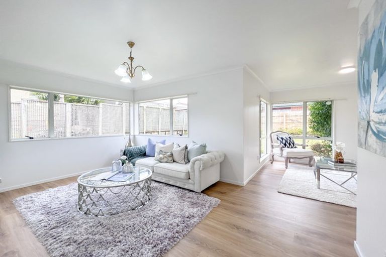 Photo of property in 11 Amherst Place, Albany, Auckland, 0632