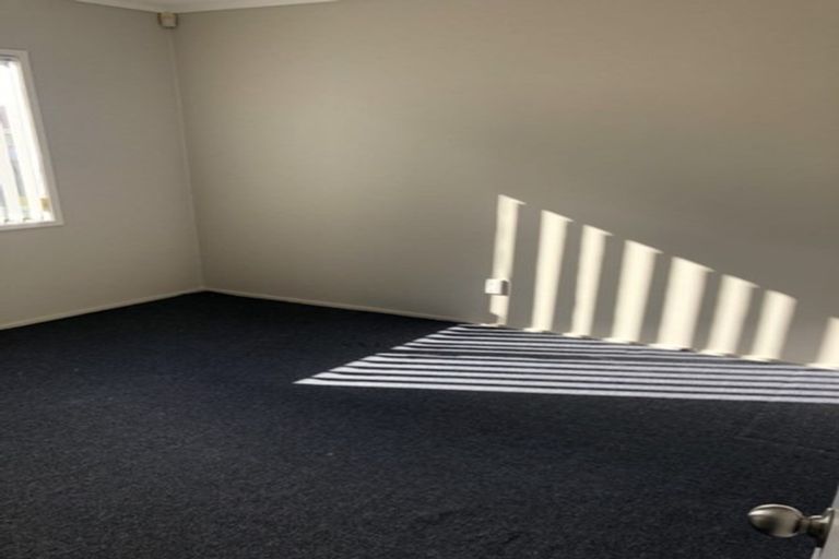 Photo of property in 13a Gifford Road, Papatoetoe, Auckland, 2025