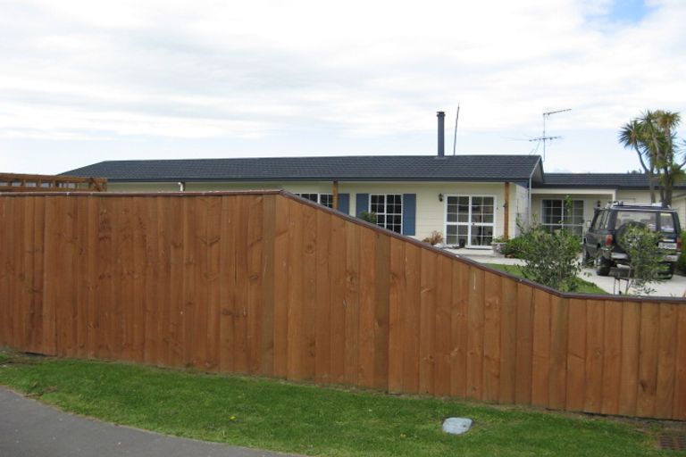 Photo of property in 53 Douglas Road, Amberley, 7410