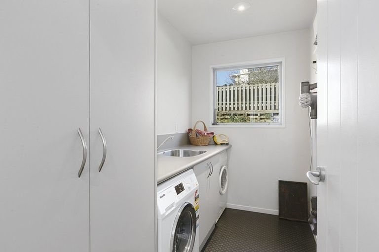 Photo of property in 3 Portland Place, Shiel Hill, Dunedin, 9013