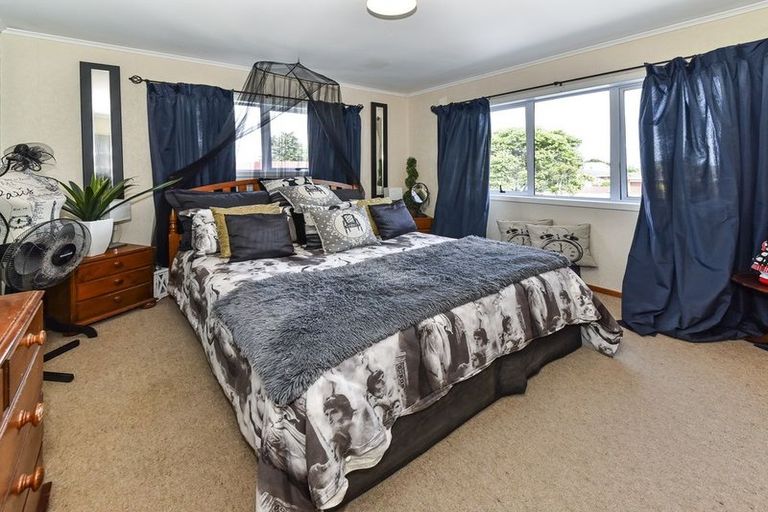 Photo of property in 9 Mail Avenue, Weymouth, Auckland, 2103