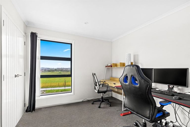 Photo of property in 19 Andrew Jack Road, Silverdale, 0932