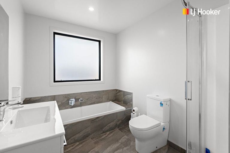 Photo of property in 46 Silver Springs Boulevard, Mosgiel, 9024