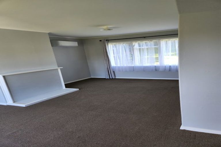 Photo of property in 78-80 Hereford Street, Cannons Creek, Porirua, 5024