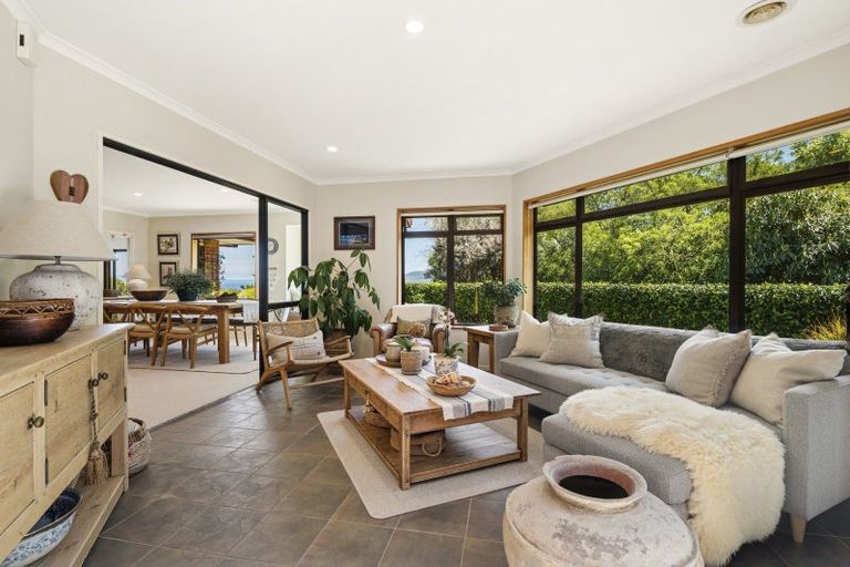 Photo of property in 22 Fairview Terrace, Waipahihi, Taupo, 3330