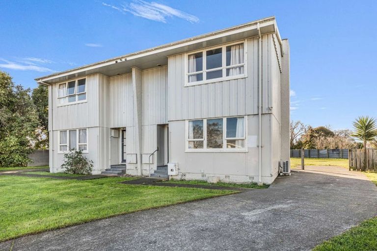 Photo of property in 12-14 Opie Place, Highbury, Palmerston North, 4412