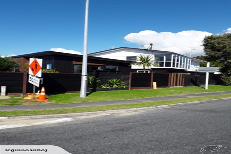 Photo of property in 4 Concord Avenue, Mount Maunganui, 3116