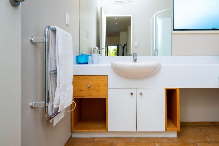 Photo of property in 32 Cumberland Rise, Taradale, Napier, 4112