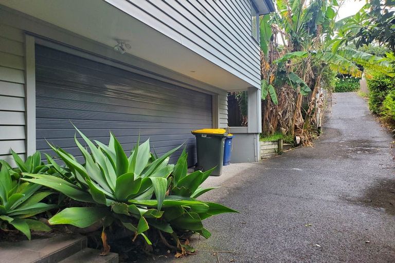 Photo of property in 2/26 Harley Road, Hauraki, Auckland, 0622
