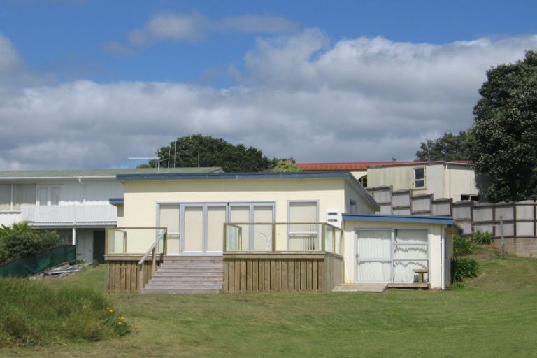Photo of property in 72 Shaw Road, Waihi Beach, 3611