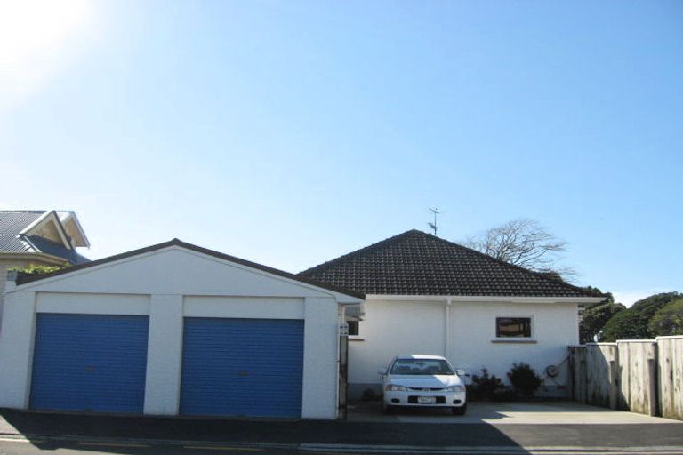 Photo of property in 33 Rogan Street, New Plymouth, 4310
