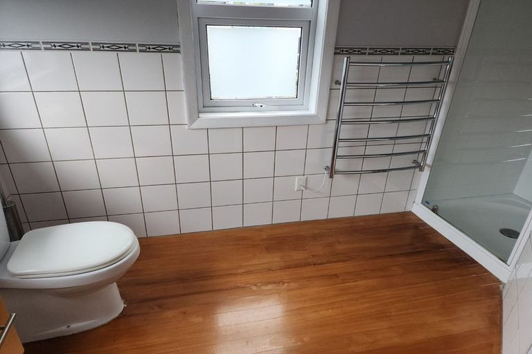 Photo of property in 10a Moana Road, Days Bay, Lower Hutt, 5013