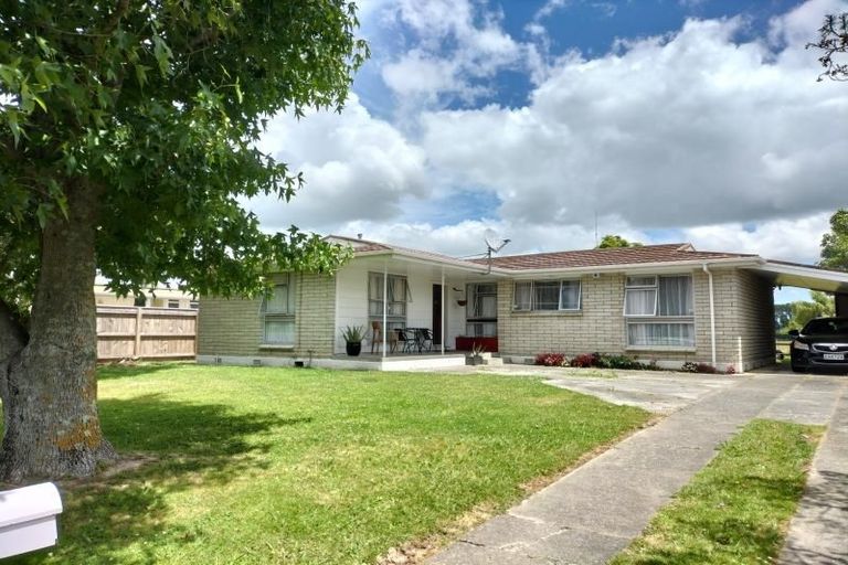 Photo of property in 8 Egmont Place, Westbrook, Palmerston North, 4412