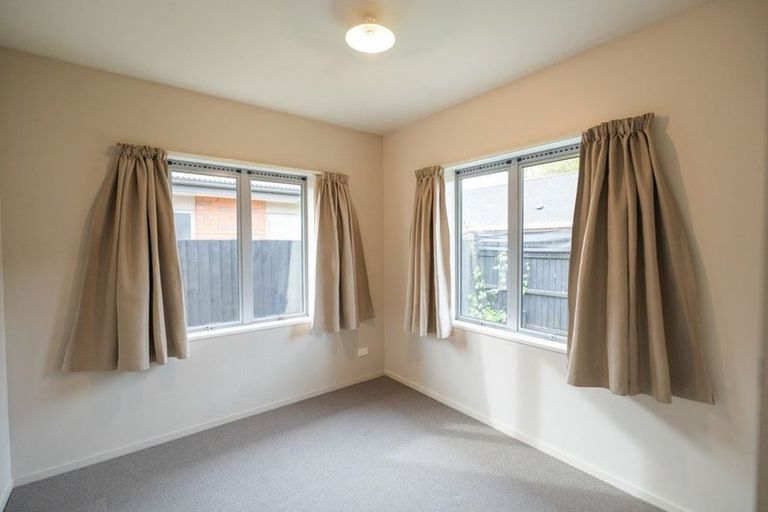 Photo of property in 8/10 Collins Street, Addington, Christchurch, 8024