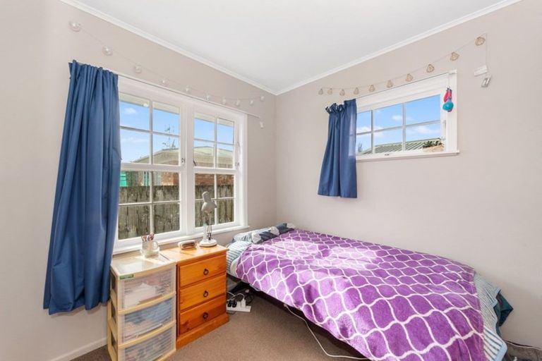 Photo of property in 7 Southsea Crescent, Silverdale, Hamilton, 3216