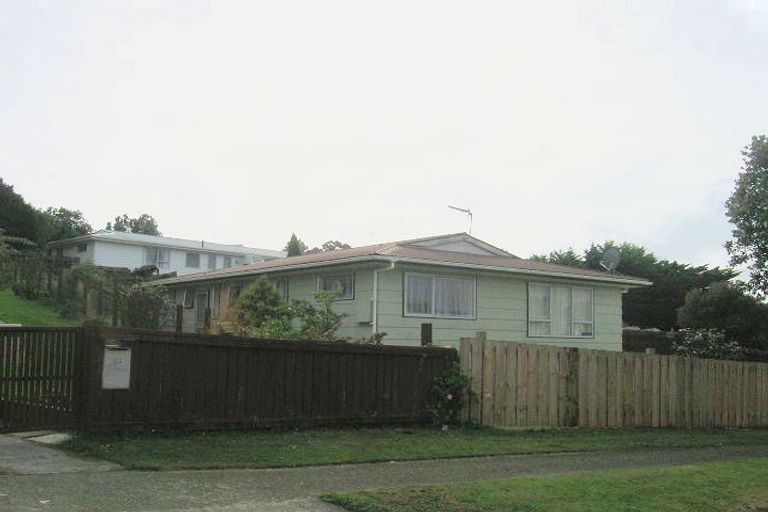 Photo of property in 67 Beaumaris Crescent, Ascot Park, Porirua, 5024