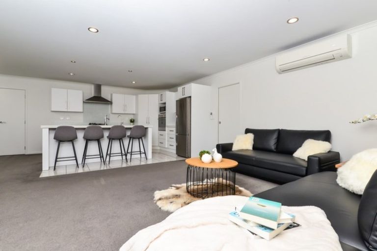 Photo of property in 10 Vantage Place, Flagstaff, Hamilton, 3210