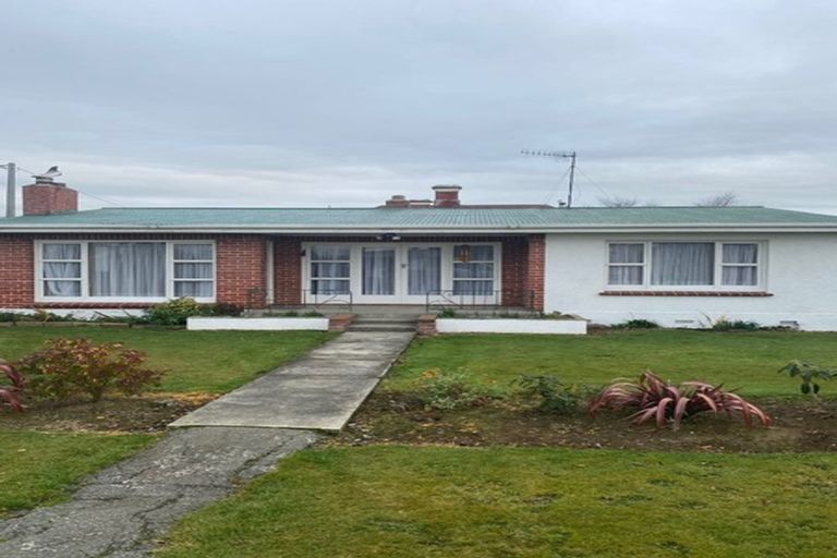 Photo of property in 30 Queen Street, Winton, 9720