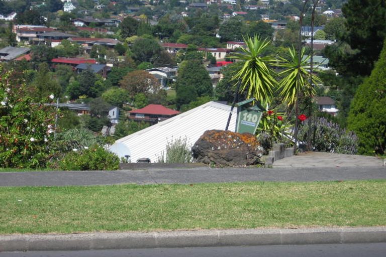 Photo of property in 140 Carlisle Road, Northcross, Auckland, 0632