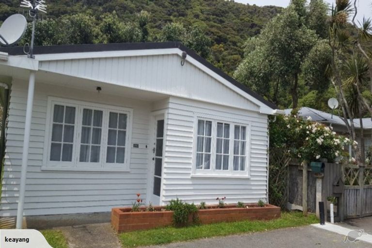 Photo of property in 193 Muritai Road, Eastbourne, Lower Hutt, 5013