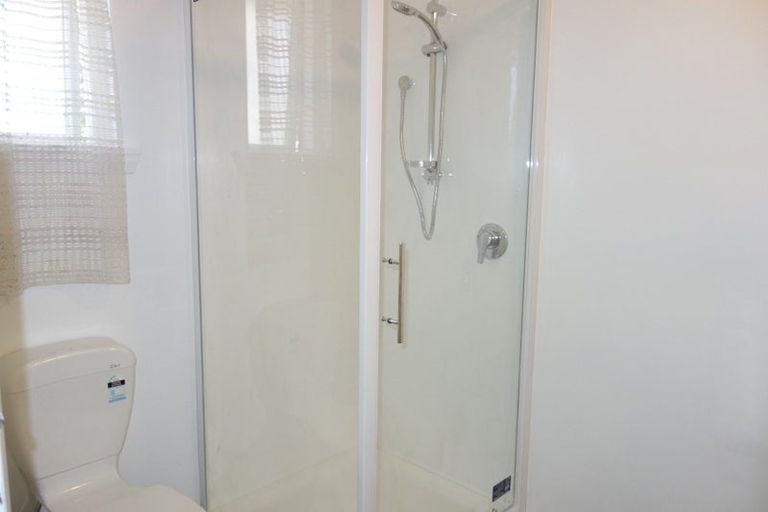 Photo of property in 10 Brynley Street, Hornby, Christchurch, 8042