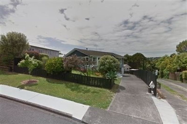 Photo of property in 72 Sycamore Drive, Sunnynook, Auckland, 0620