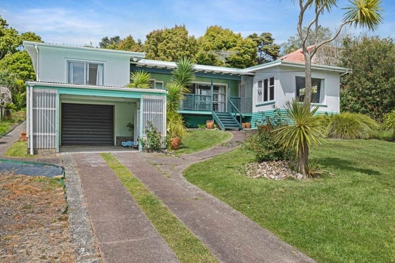 Photo of property in 22 Otanerua Road, Hatfields Beach, Orewa, 0931