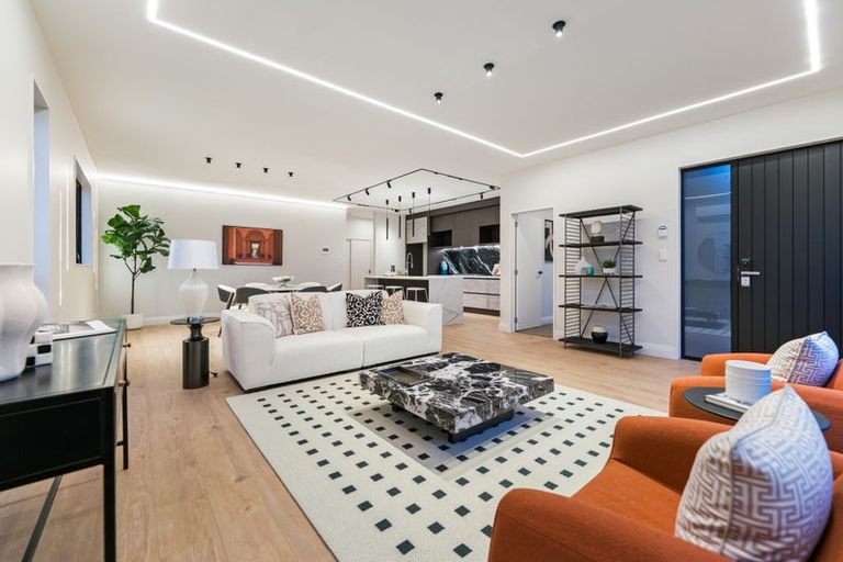 Photo of property in 28 Evergreen Parade, Rosehill, Papakura, 2113