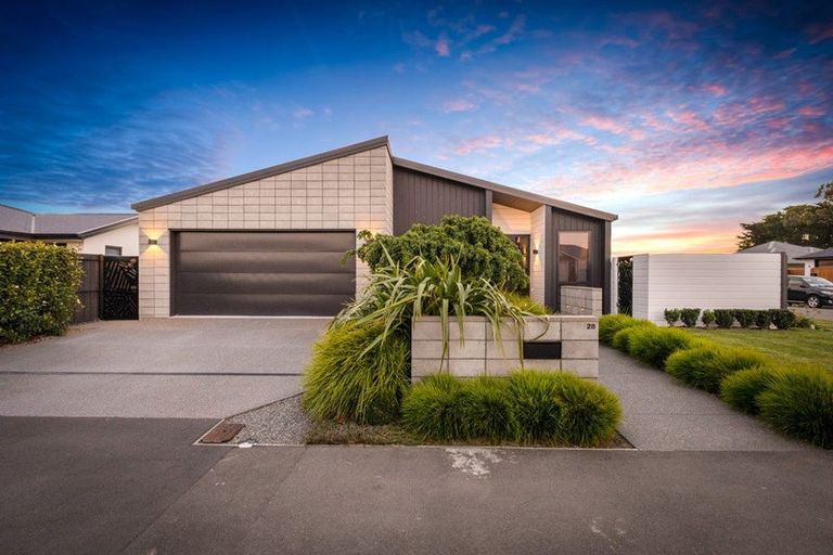 Photo of property in 28 Gammack Drive, Halswell, Christchurch, 8025