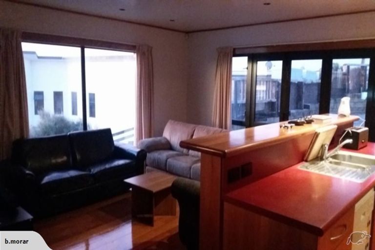 Photo of property in 1 Bunker Way, Strathmore Park, Wellington, 6022